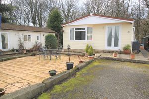 PARK HOME - click for photo gallery